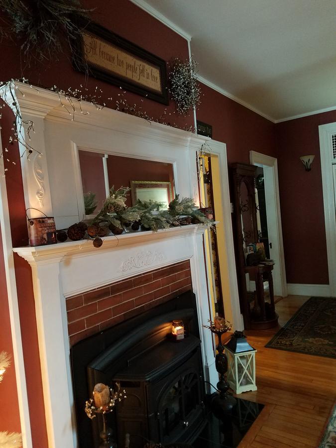 The Perkins House Bed & Breakfast Cornish Bagian luar foto