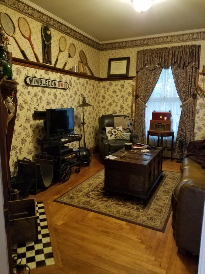 The Perkins House Bed & Breakfast Cornish Bagian luar foto